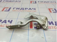 Петля капота левая Opel Antara (C105) 96861649.