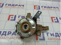 Кулак поворотный передний правый Opel Antara (C105) 4806313. Со ступицей.