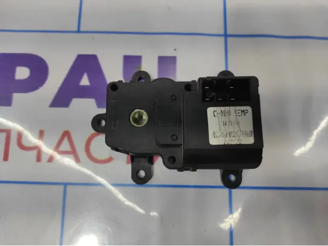 Моторчик заслонки отопителя Opel Antara (C105) 96629731.