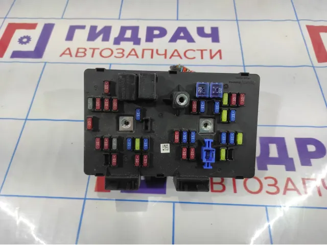 Блок предохранителей Opel Antara (C105) 4808236.