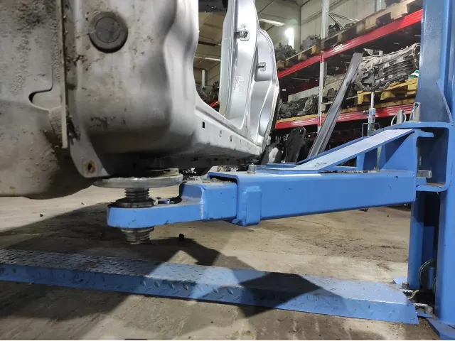 Порог со стойкой левый Opel Antara (С145) .