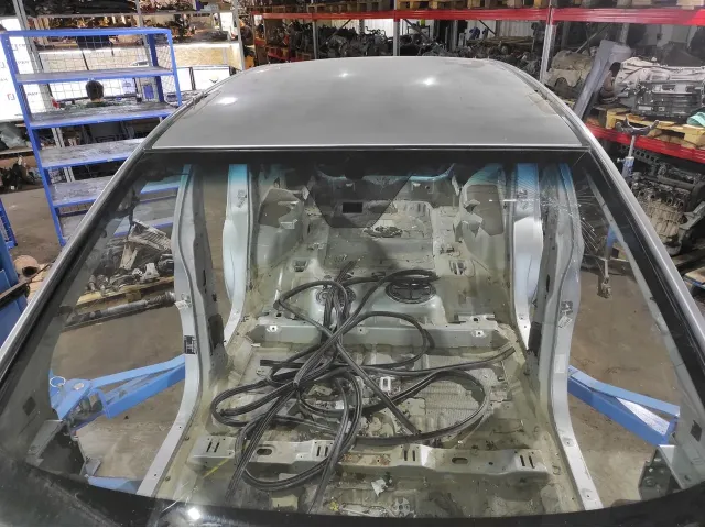 Крыша Opel Antara (С145) . Дефект.