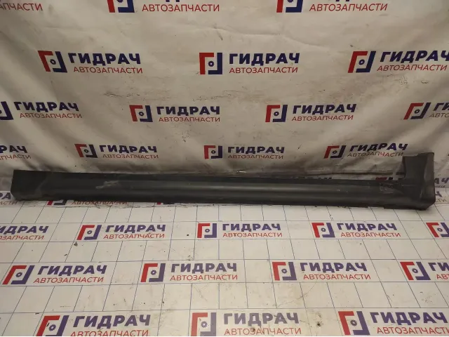 Накладка на порог правая (наружная) Opel Antara (С145) 96660202. Дефект.