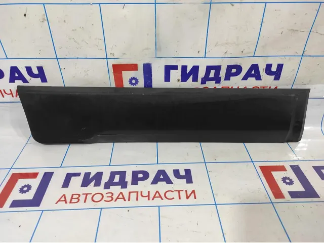 Накладка двери задней правой Opel Antara (С145) 96660218. Нижняя.