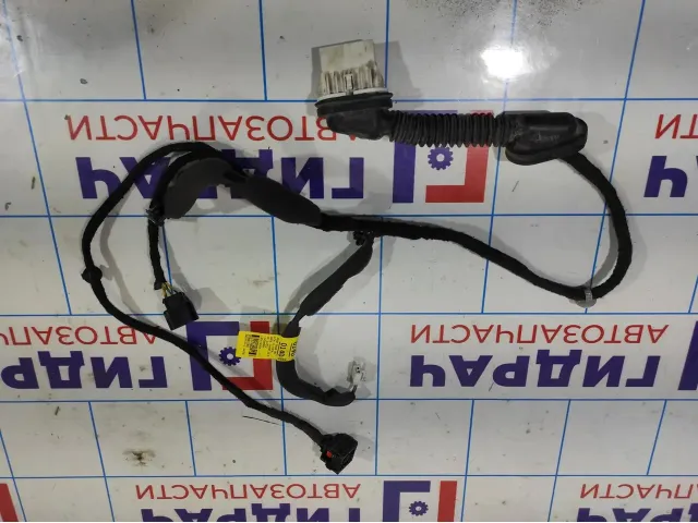 Проводка (коса) двери задней правой двери Opel Antara (С145) 20980140.