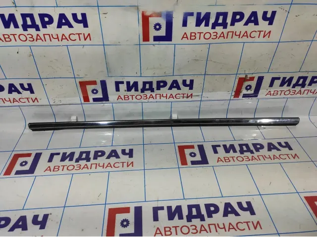 Накладка стекла заднего правого Opel Antara (С145) 20957027.