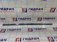 Накладка стекла переднего левого Opel Antara (С145) 96624070.