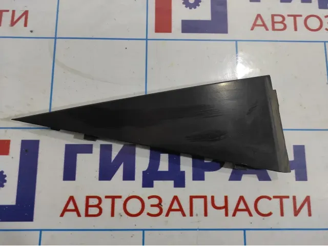 Накладка двери задней правой Opel Antara (С145) 96624095.