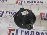 Моторчик отопителя Opel Antara (С145) 42424010.