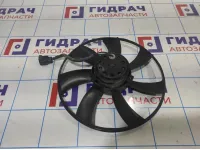 Моторчик вентилятора Opel Antara (С145) 4805157. Правый с крыльчаткой.