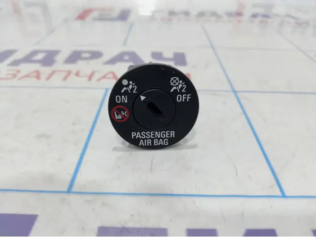 Выключатель AIR BAG Opel Antara (С145) 13577258