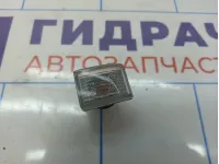 Повторитель на крыло левый белый Opel Antara (С145) 96627151