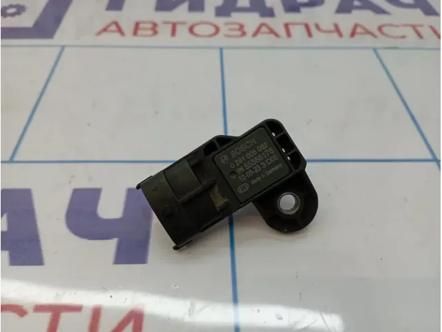 Датчик абсолютного давления Opel Antara (С145) 55568176