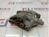 Кронштейн опоры КПП Opel Antara (С145) 4818087