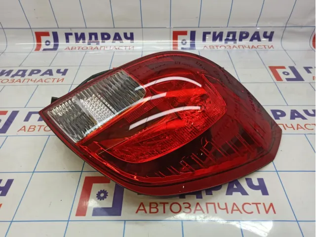 Фонарь задний правый Opel Antara (С145) 95937936