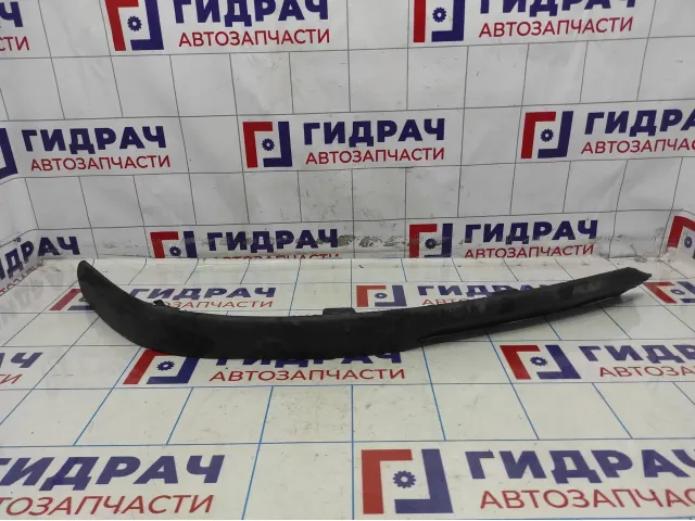 Спойлер переднего бампера правый Opel Astra (H) 1400413