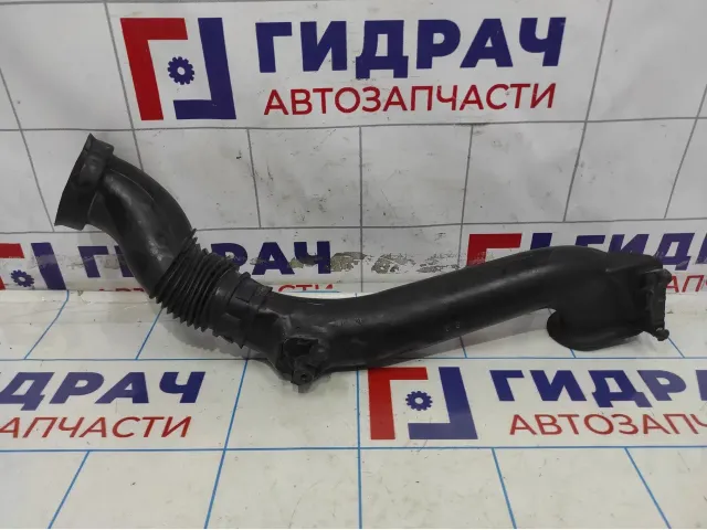 Воздухозаборник Opel Astra (H) 835253