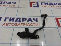 Клапан вентиляции топливного бака Opel Astra (H) 13110331