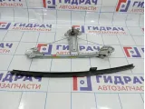 Стеклоподъемник механический задний левый Opel Astra (H) 13100420