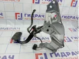 Педаль тормоза Opel Astra (H) 5560328