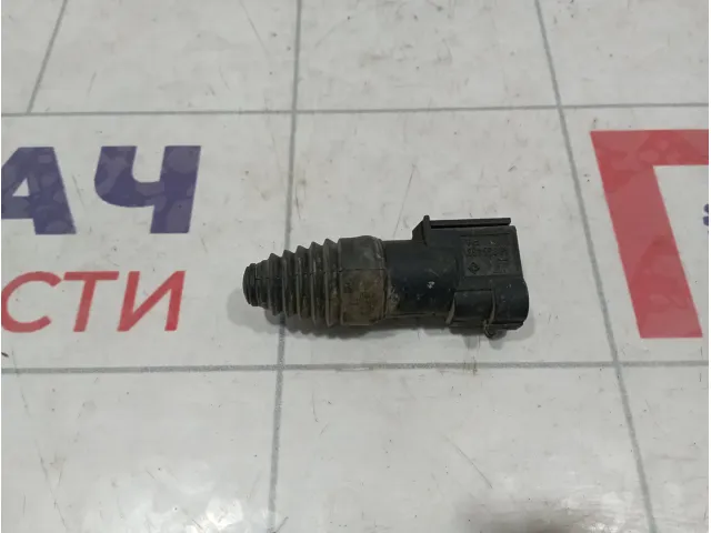 Выключатель концевой Opel Astra H 1716900