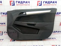 Обшивка двери передней правой Opel Astra H 7231852
