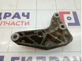 Кронштейн опоры КПП Opel Astra H 5684039