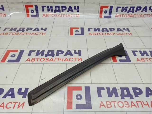 Накладка стойки средней правой Opel Astra H 93385598