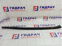 Молдинг лобового стекла правый Opel Astra (J) 13280302
