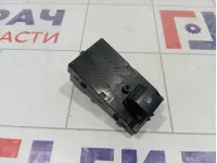 Кнопка стеклоподъемника передняя правая Opel Astra (J) 6240772