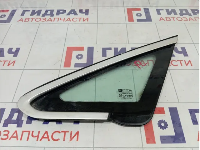 Стекло кузовное глухое переднее левое Opel Astra (J) 5161215