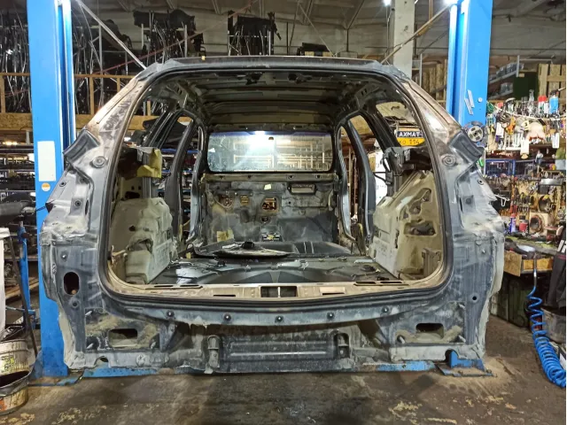 Панель задняя Opel Astra (J)