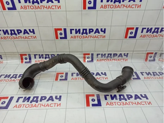 Патрубок интеркулера Opel Astra (J) 1302184