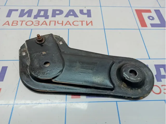 Кронштейн передней балки правый Opel Astra (J) 13266388