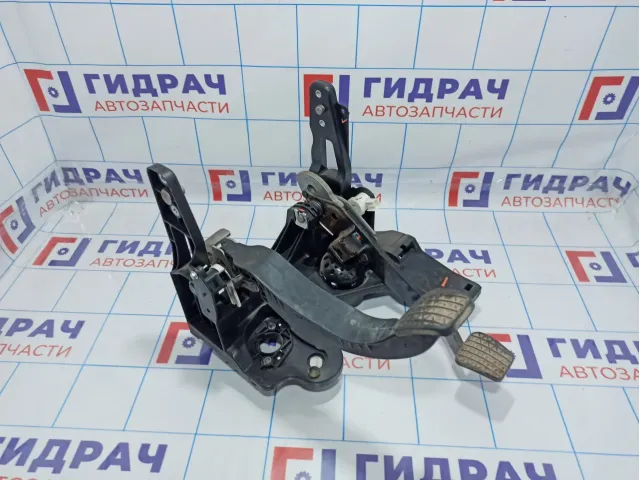 Блок педалей Opel Astra (J) 13331936