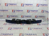 Направляющая переднего бампера Opel Astra (H) 13225772