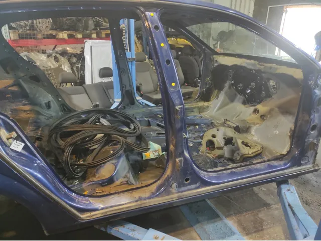 Порог со стойкой правый Opel Astra (H)