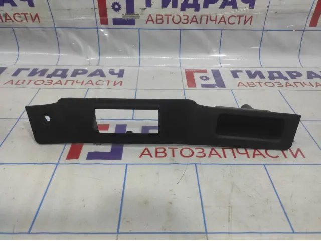 Накладка двери багажника Opel Astra (H) 13140361
