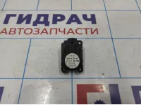 Моторчик заслонки отопителя Opel Astra (H) 13175551