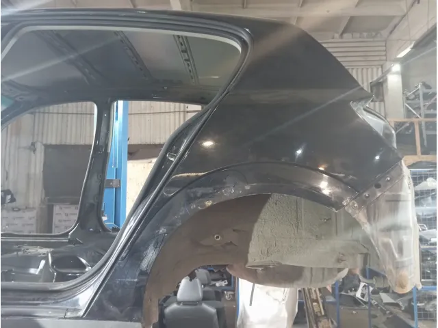 Крыло заднее левое Opel Astra
