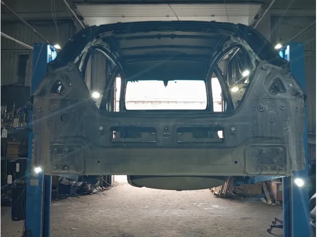 Панель задняя Opel Astra