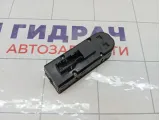 Блок управления стеклоподъемниками Opel Astra 6240382