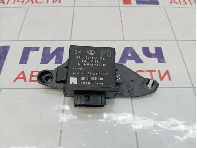 Блок управления светом Opel Astra 13110381