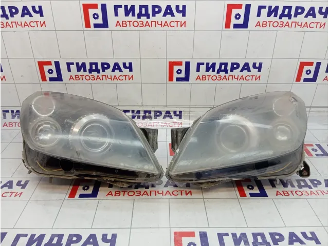 Фара комплект Opel Astra 1216565