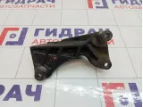 Кронштейн двигателя правый Opel Astra 13189381