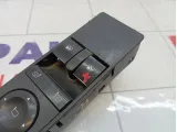 Блок управления стеклоподъемниками Opel Astra 6240381