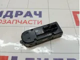 Блок управления стеклоподъемниками Opel Astra 6240381