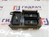 Блок предохранителей Opel Astra 13268305