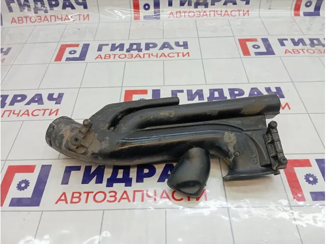 Резонатор воздушного фильтра Opel Astra 55562486