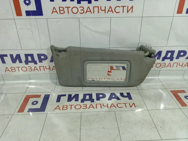 Козырек солнцезащитный правый Opel Astra 13113045